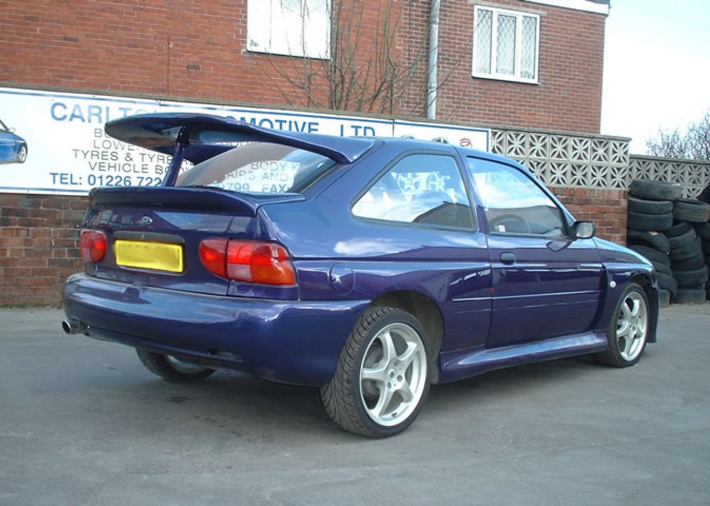 ford-escort-cosworth