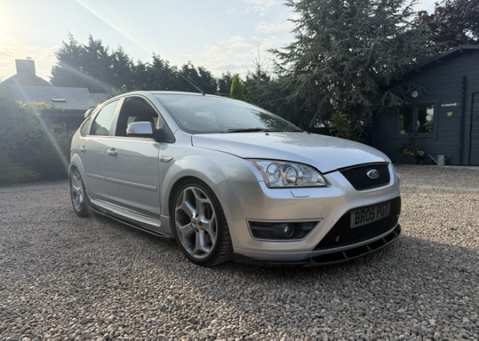 Ford Focus Mk2/2.5 ST Delta S-R Side Skirt Splitters 5
